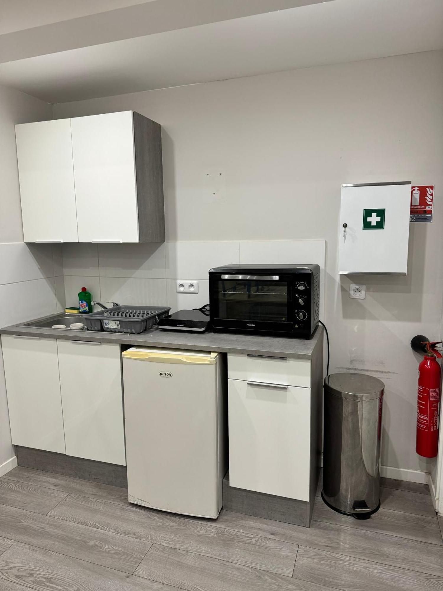 Worldroom Chambre Privee Avec Espace Commun Perpignan Quarto foto